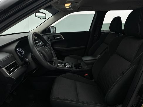 Used 2022 Mitsubishi Outlander ES image 14