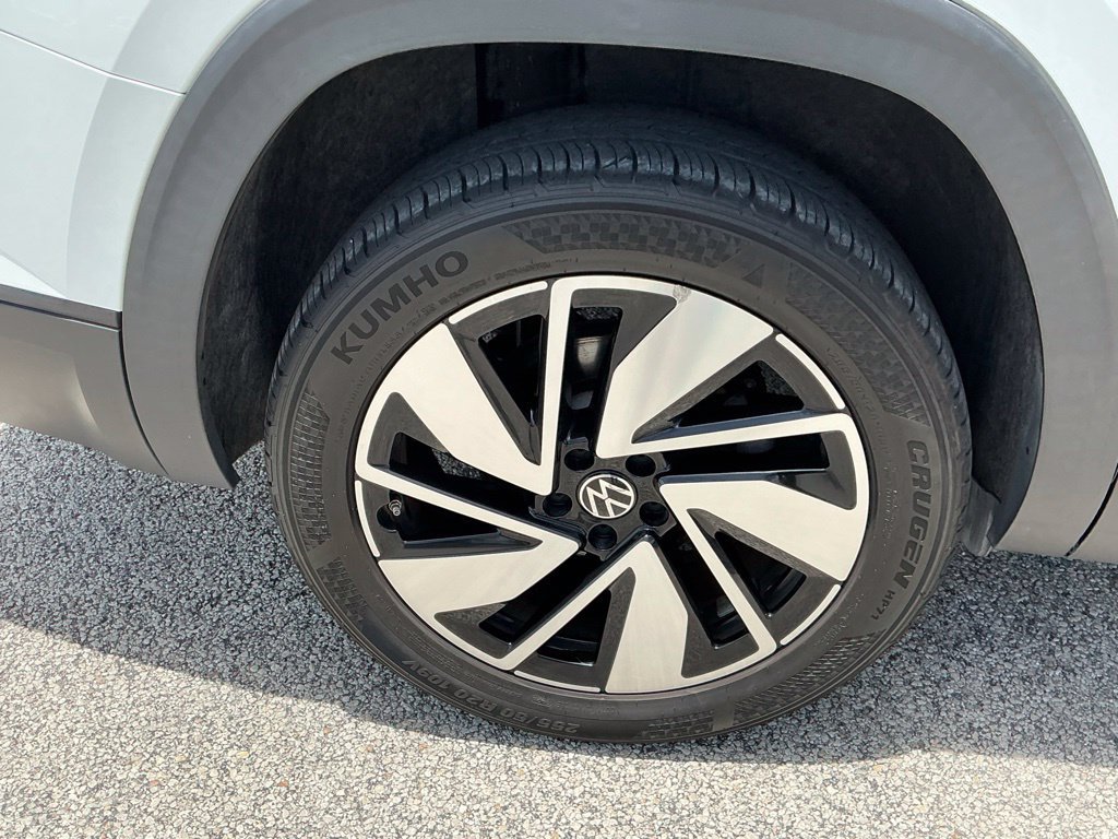 Used 2024 Volkswagen Atlas SE FWD image 22
