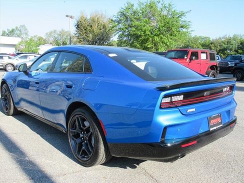 New 2026 Dodge Charger R/T AWD/4WD image 5