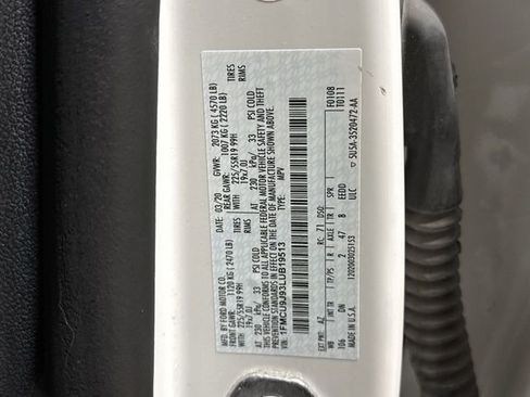 Used 2020 Ford Escape Titanium AWD/4WD image 28