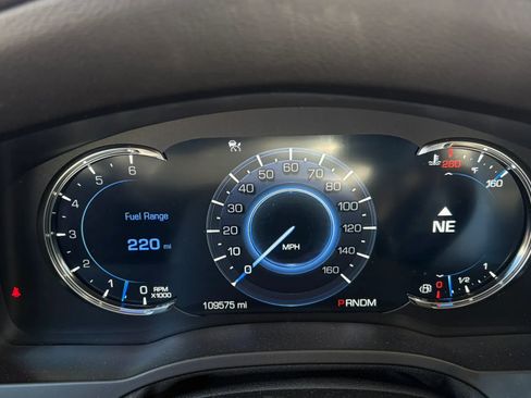 Used 2016 Cadillac Escalade ESV Premium AWD/4WD image 9