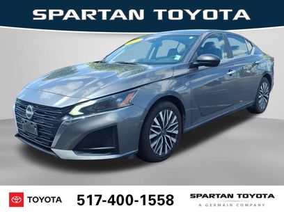 Used 2024 Nissan Altima 2.5 SV