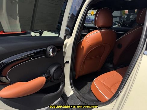 Used 2023 MINI Cooper S w/ Signature Upholstery Package FWD image 27
