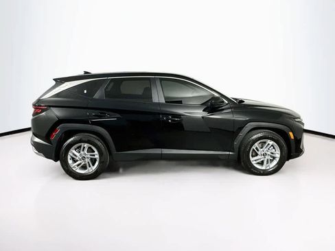 Used 2025 Hyundai Tucson SE image 25