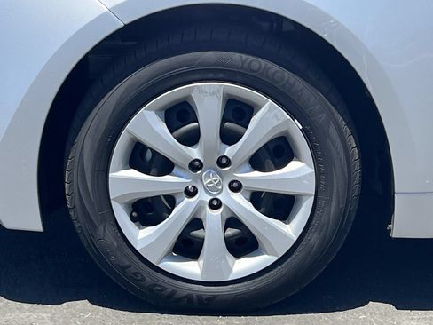 Used 2026 Toyota Corolla LE FWD image 36