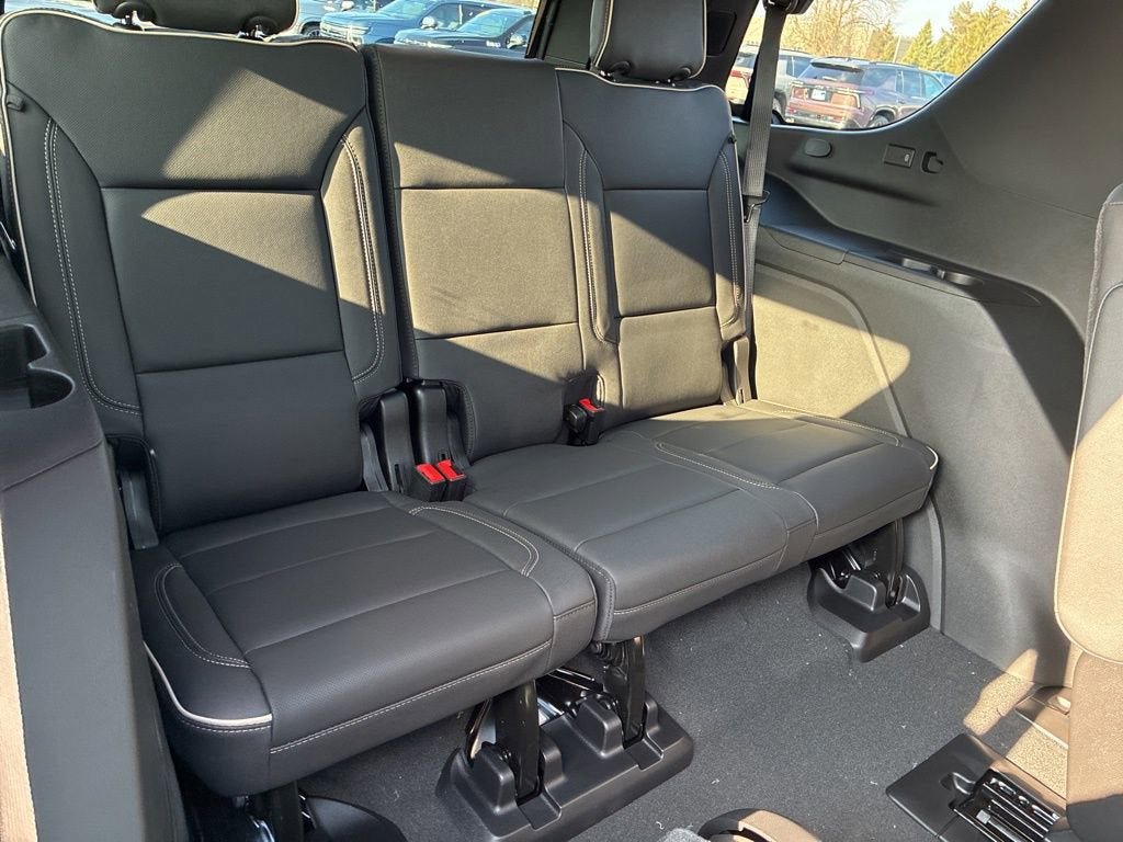 New 2026 Chevrolet Tahoe Premier w/ Sun And Tow Package AWD/4WD image 34
