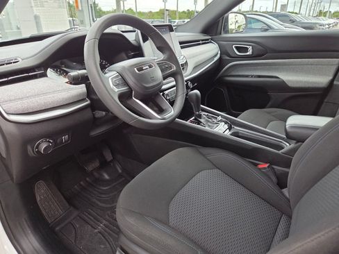 Used 2025 Jeep Compass Sport AWD/4WD image 29