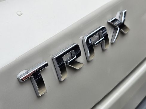 New 2026 Chevrolet Trax ACTIV w/ Sunroof Package image 14