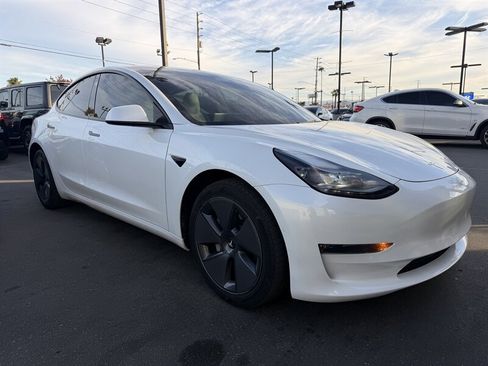 Used 2022 Tesla Model 3 Long Range AWD/4WD image 3