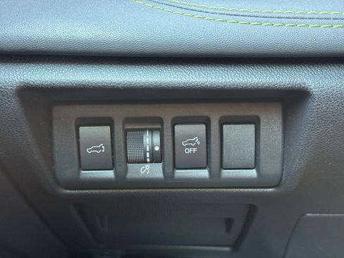 Used 2020 Subaru Outback Onyx Edition XT AWD/4WD image 17