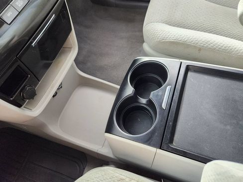 Used 2011 Toyota Sienna LE FWD image 26