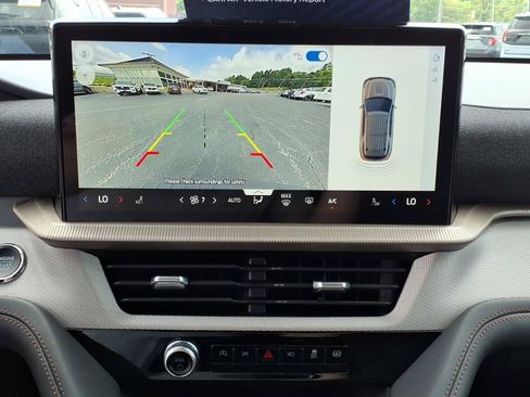 Certified 2025 Ford Explorer Active RWD image 21