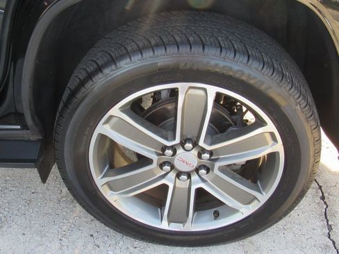 Used 2019 GMC Acadia Denali w/ Technology Package image 11