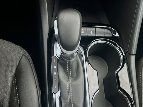 Used 2025 Buick Encore GX Preferred image 25