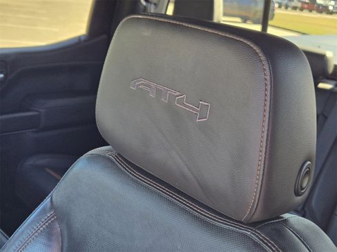 Used 2020 GMC Sierra 1500 AT4 w/ AT4 Premium Package image 13