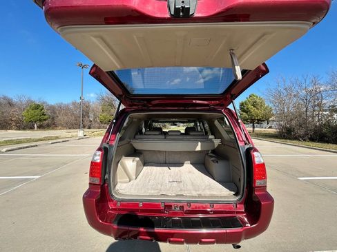 Used 2008 Toyota 4Runner SR5 image 10