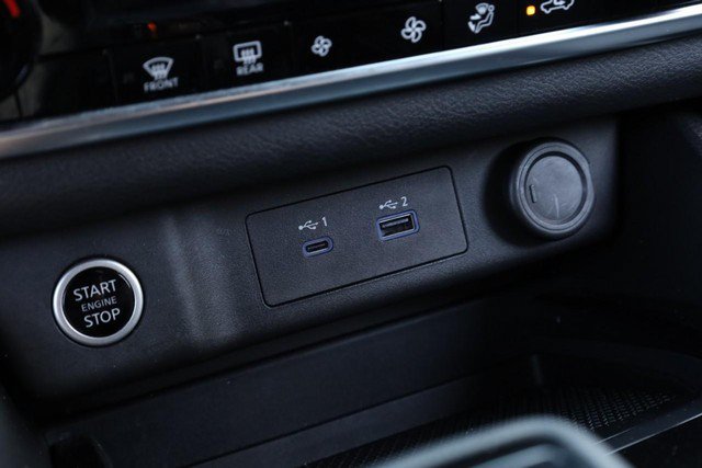 Certified 2023 Nissan Rogue SV AWD/4WD image 14