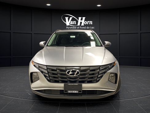 Used 2022 Hyundai Tucson SEL w/ Convenience Package AWD/4WD image 2