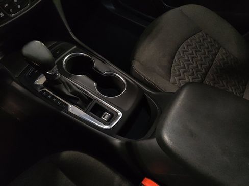 Used 2024 Chevrolet Equinox LT w/ Driver Convenience Package image 26