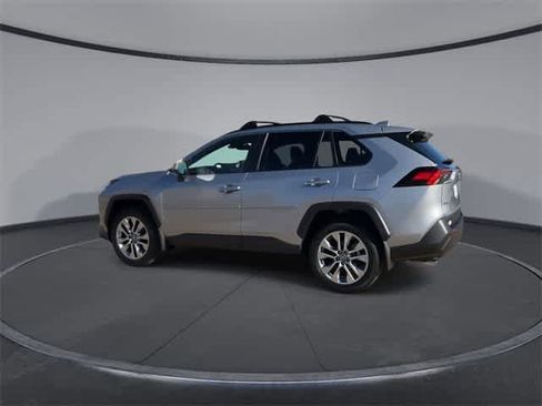 Used 2025 Toyota RAV4 XLE Premium image 6