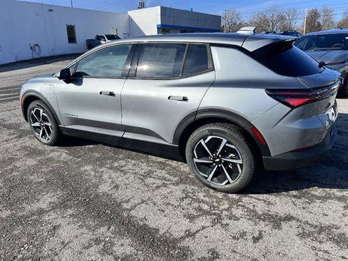 New 2026 Chevrolet Equinox EV LT image 3