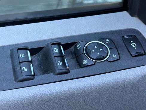 Used 2019 Ford F250 XLT w/ XLT Value Package image 13