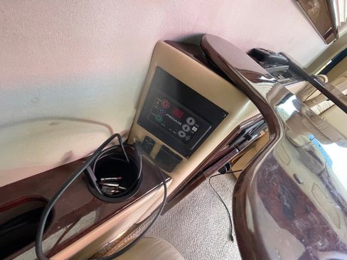 Used 2008 Dodge Sprinter 2500 image 24