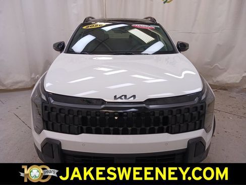 Used 2026 Kia Sportage X-Line w/ X-Line Premium Package image 3