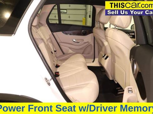 Used 2021 Mercedes-Benz GLC 300 w/ Premium Package image 28