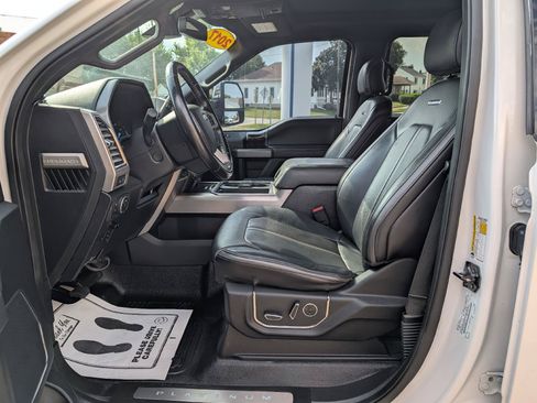 Used 2017 Ford F350 Platinum AWD/4WD image 10
