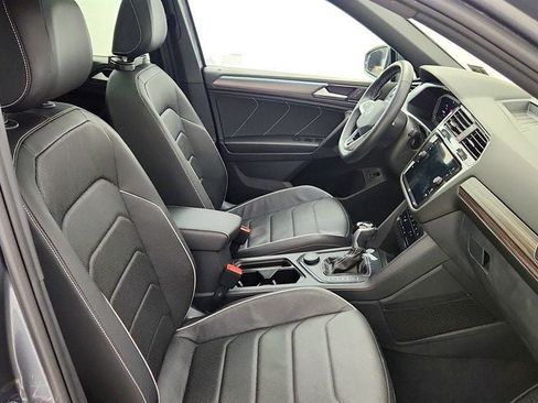 Used 2023 Volkswagen Tiguan SEL R-Line AWD/4WD image 24