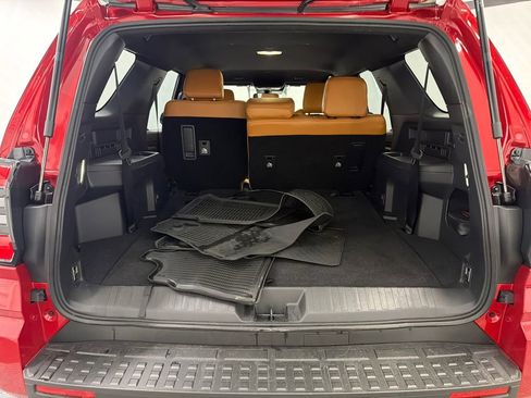 Used 2025 Toyota 4Runner SR5 image 19