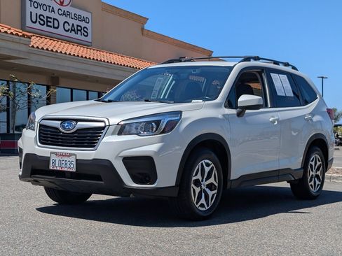 Used 2019 Subaru Forester Premium AWD/4WD image 11