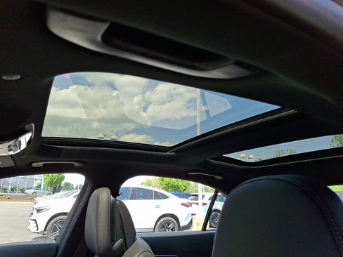 Certified 2026 Mercedes-Benz C 300 4MATIC Sedan image 14