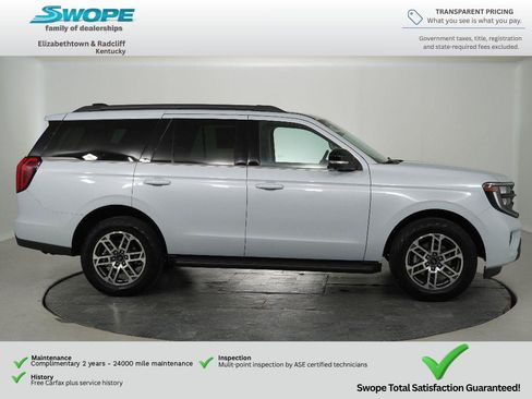 Used 2026 Ford Expedition Active AWD/4WD image 2