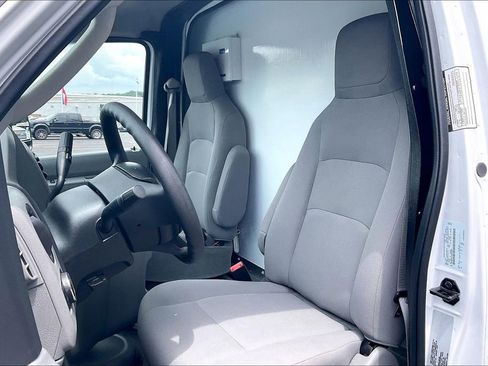 New 2024 Ford E-450 and Econoline 450 Super Duty w/ Driver's Safety Package image 9