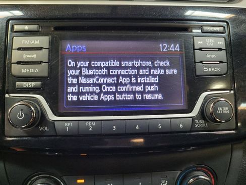 Used 2016 Nissan Sentra SV FWD image 25