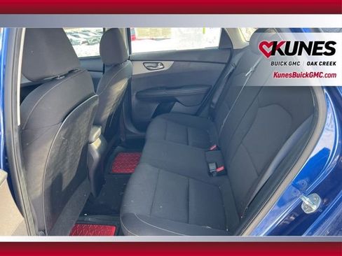 Used 2019 Kia Forte LXS image 22