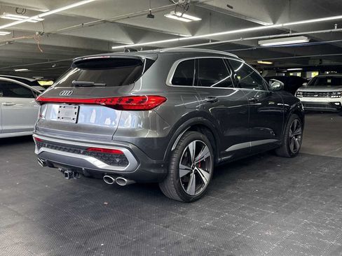 Used 2025 Audi SQ5 Premium Plus AWD/4WD image 8
