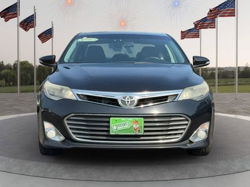 Used 2013 Toyota Avalon XLE Touring FWD image 2