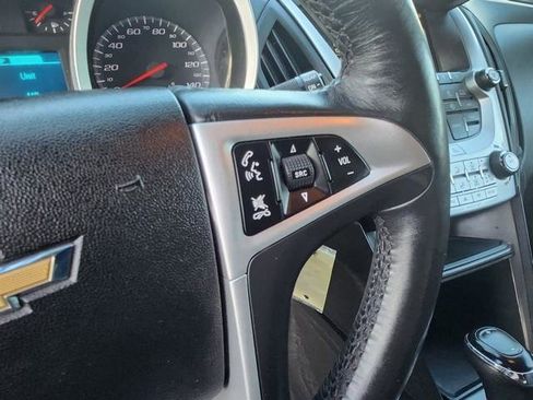 Used 2017 Chevrolet Equinox LT w/ Convenience Package image 12