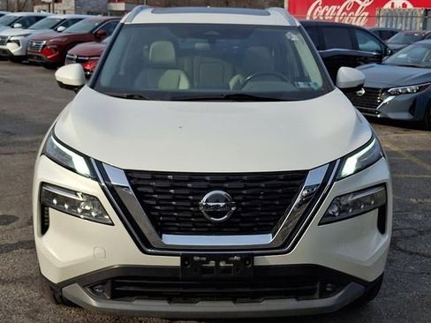 Used 2021 Nissan Rogue SL image 2