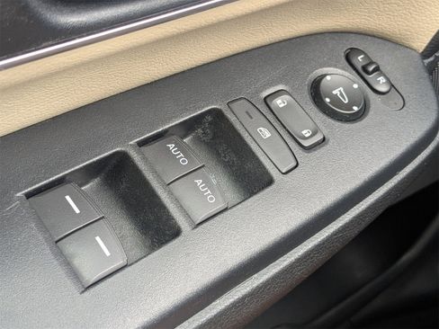 Used 2017 Honda CR-V EX image 25