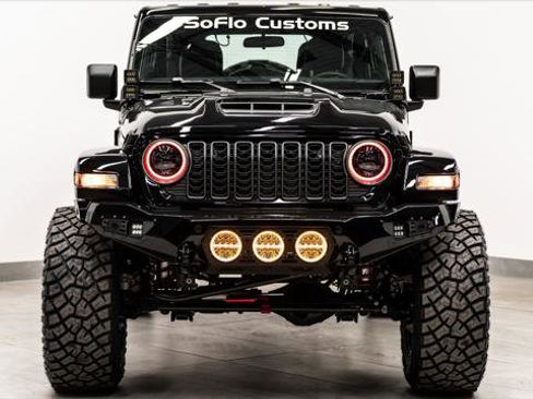 Used 2026 Jeep Wrangler Unlimited Sport image 4