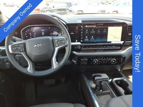 New 2026 Chevrolet Silverado 1500 RST w/ Dark Appearance Package AWD/4WD image 13