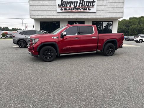 Used 2023 GMC Sierra 1500 Denali AWD/4WD image 1