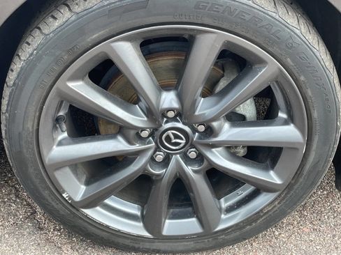 Used 2021 MAZDA MAZDA3 s image 9