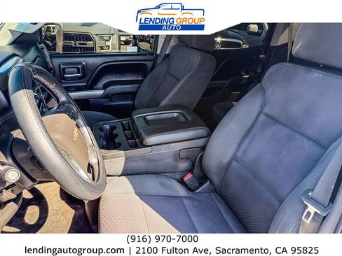 Used 2018 Chevrolet Silverado 1500 LT w/ LT Eassist Package RWD image 16