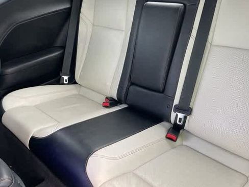 Used 2015 Dodge Challenger R/T Plus image 17