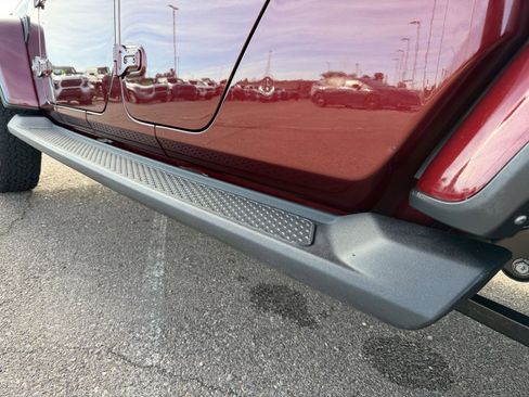 Used 2021 Jeep Gladiator Overland w/ Popular Equipment Package image 35